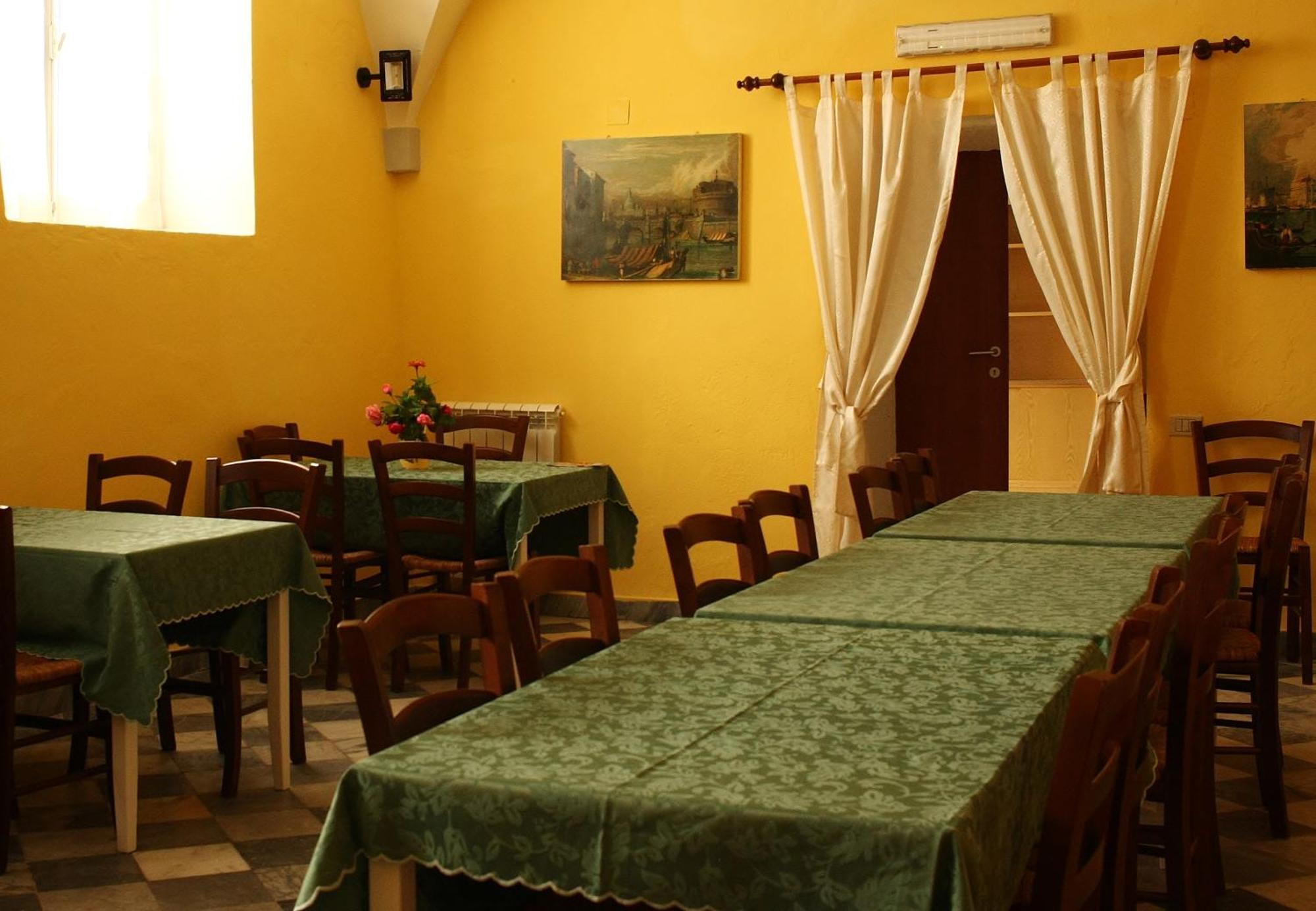 Al Vecchio Convento Mare E Monti Bed & Breakfast Ortonovo Exterior photo