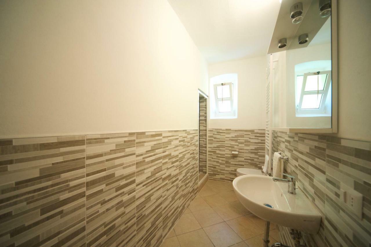 Al Vecchio Convento Mare E Monti Bed & Breakfast Ortonovo Exterior photo