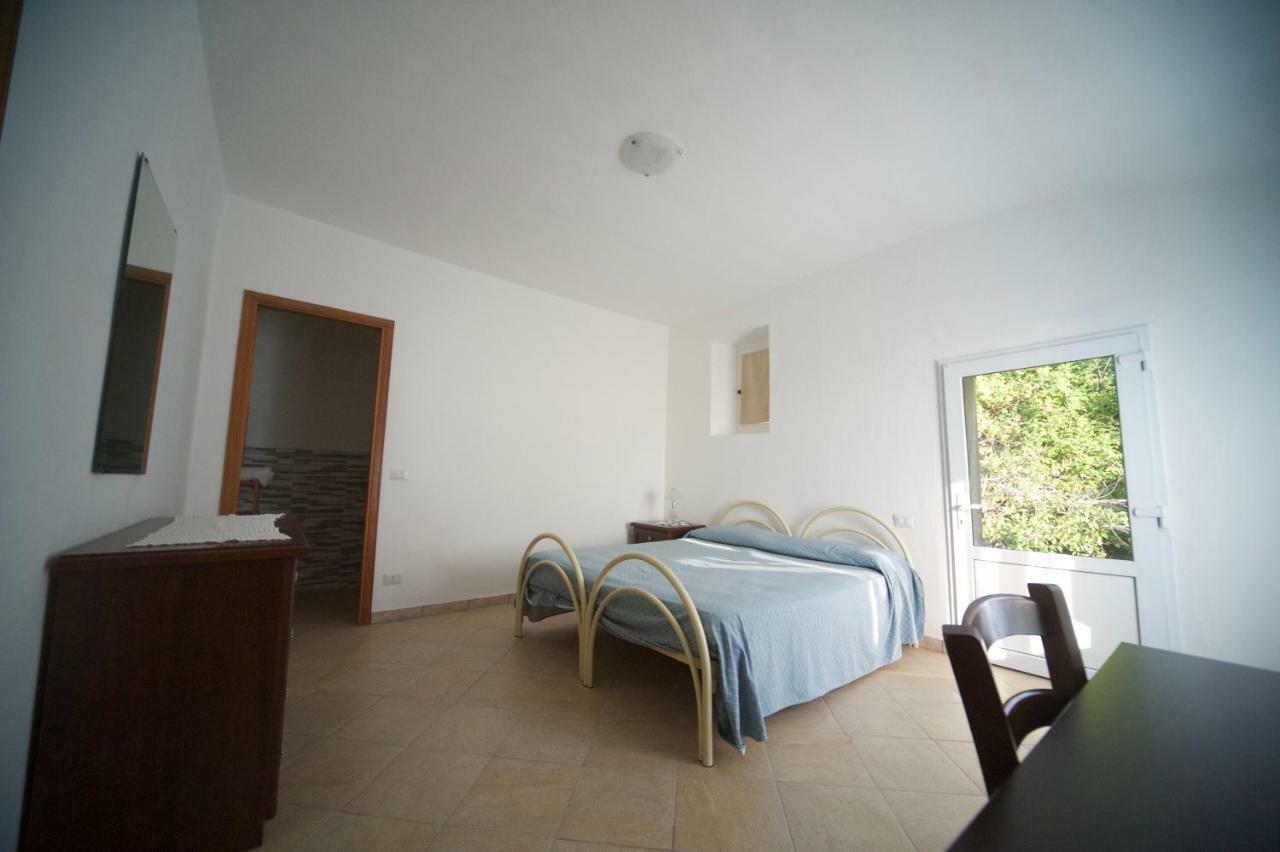 Al Vecchio Convento Mare E Monti Bed & Breakfast Ortonovo Exterior photo