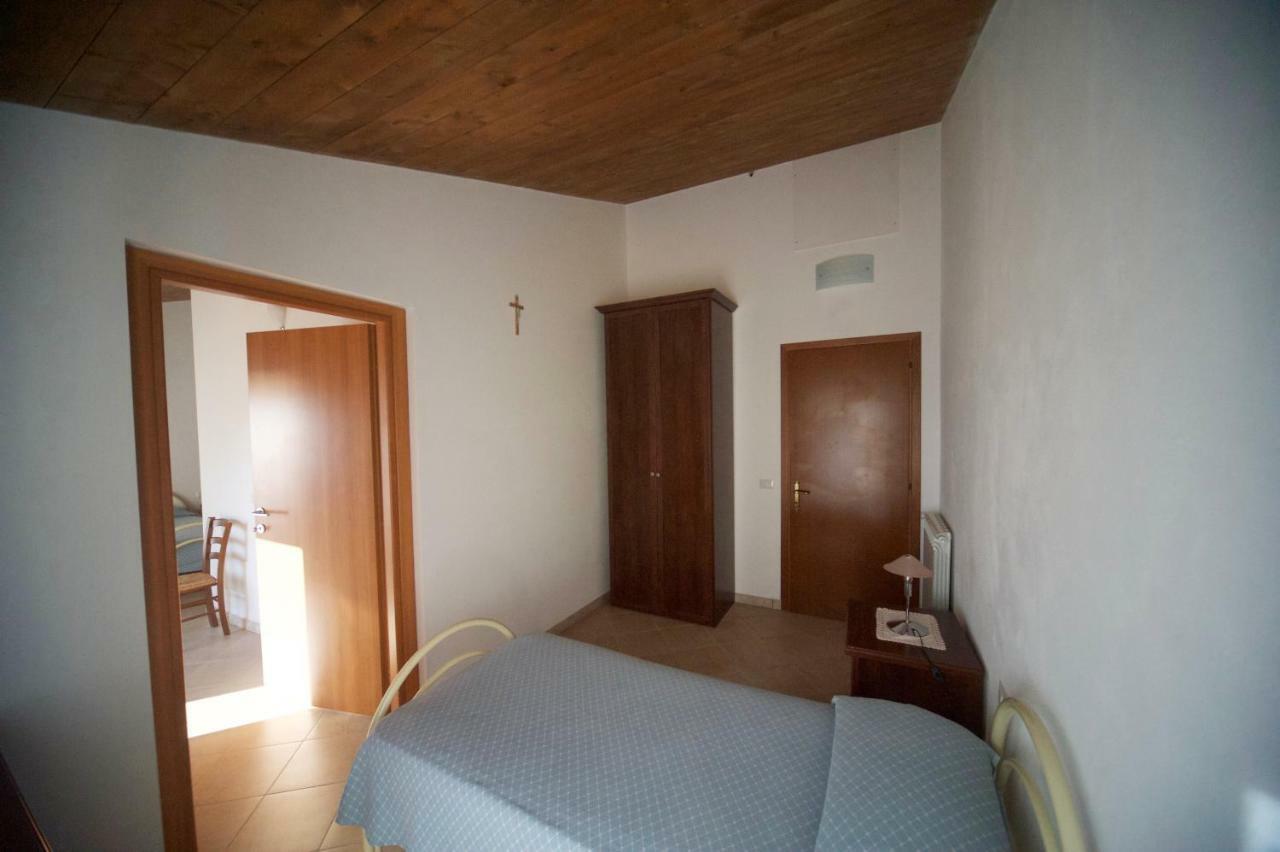Al Vecchio Convento Mare E Monti Bed & Breakfast Ortonovo Exterior photo